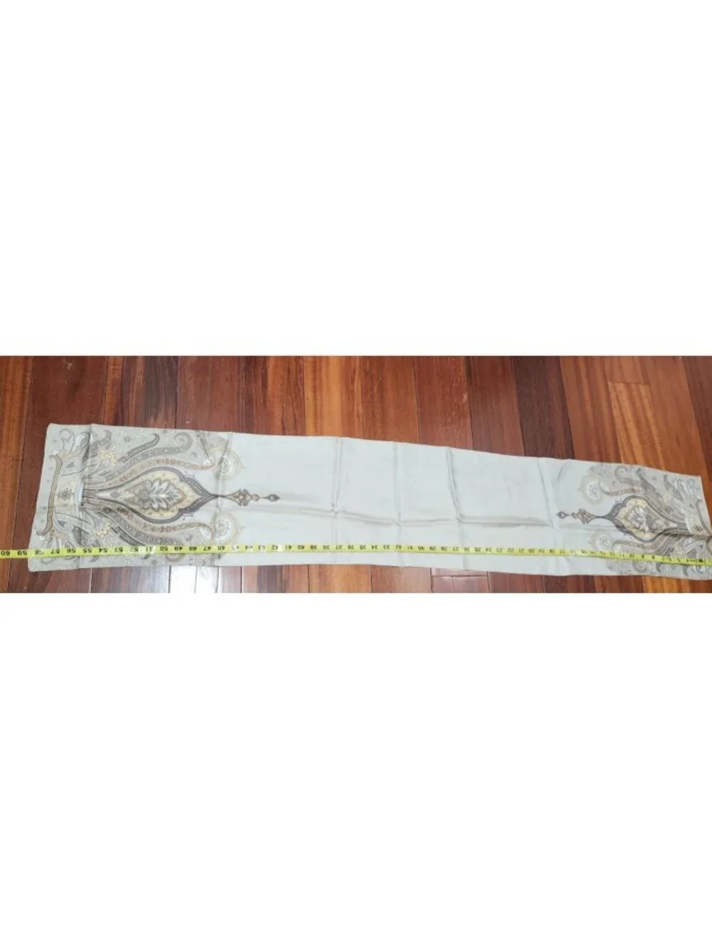 Ellen Tracy 100% Silk Paisley Oblong Scarf Beige Taupe Gray 59 x 10.5 in
